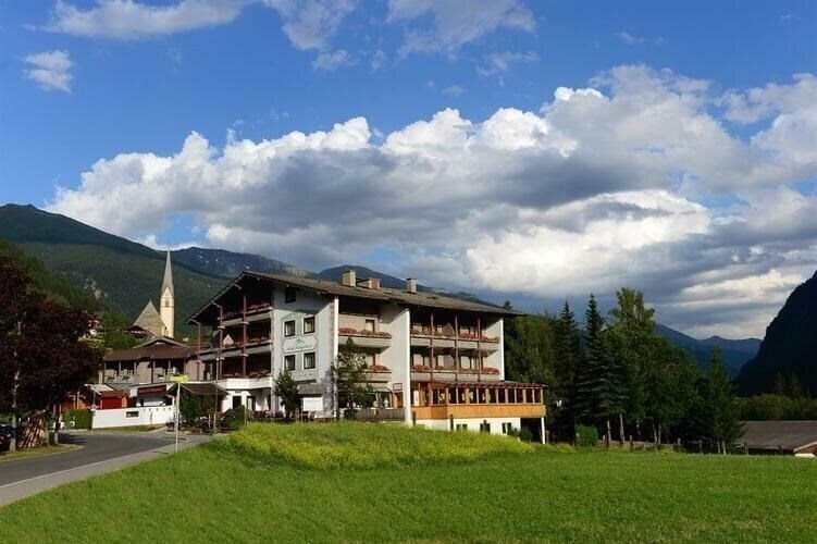 Готель Heiligenblut Hunguest Hotel (Heiligenblut) Special Cat. 1*